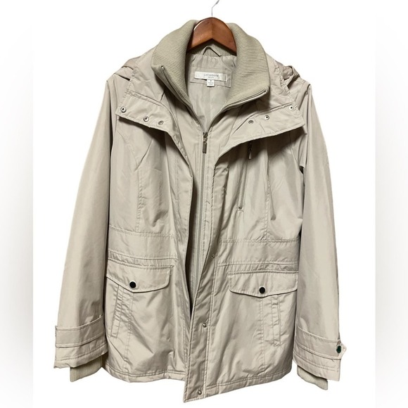 Liz Claiborne Cream Colored Winter Coat Size Medium - Picture 2 of 6